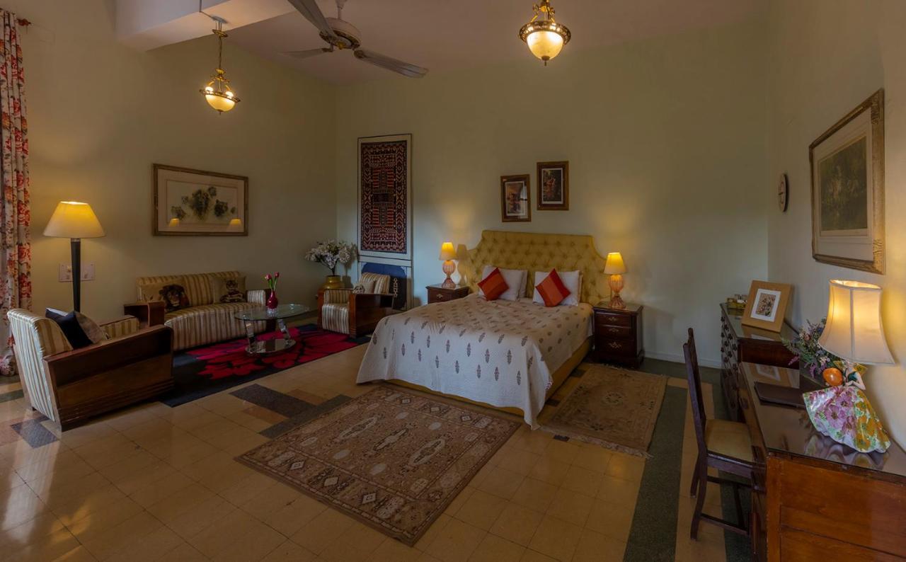 Orchard Palace Gondal Ngoại thất bức ảnh
