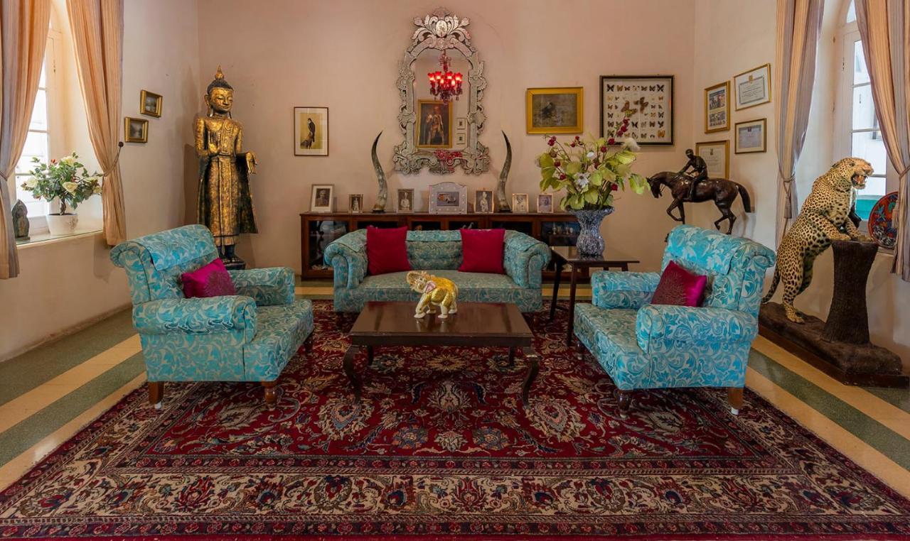 Orchard Palace Gondal Ngoại thất bức ảnh
