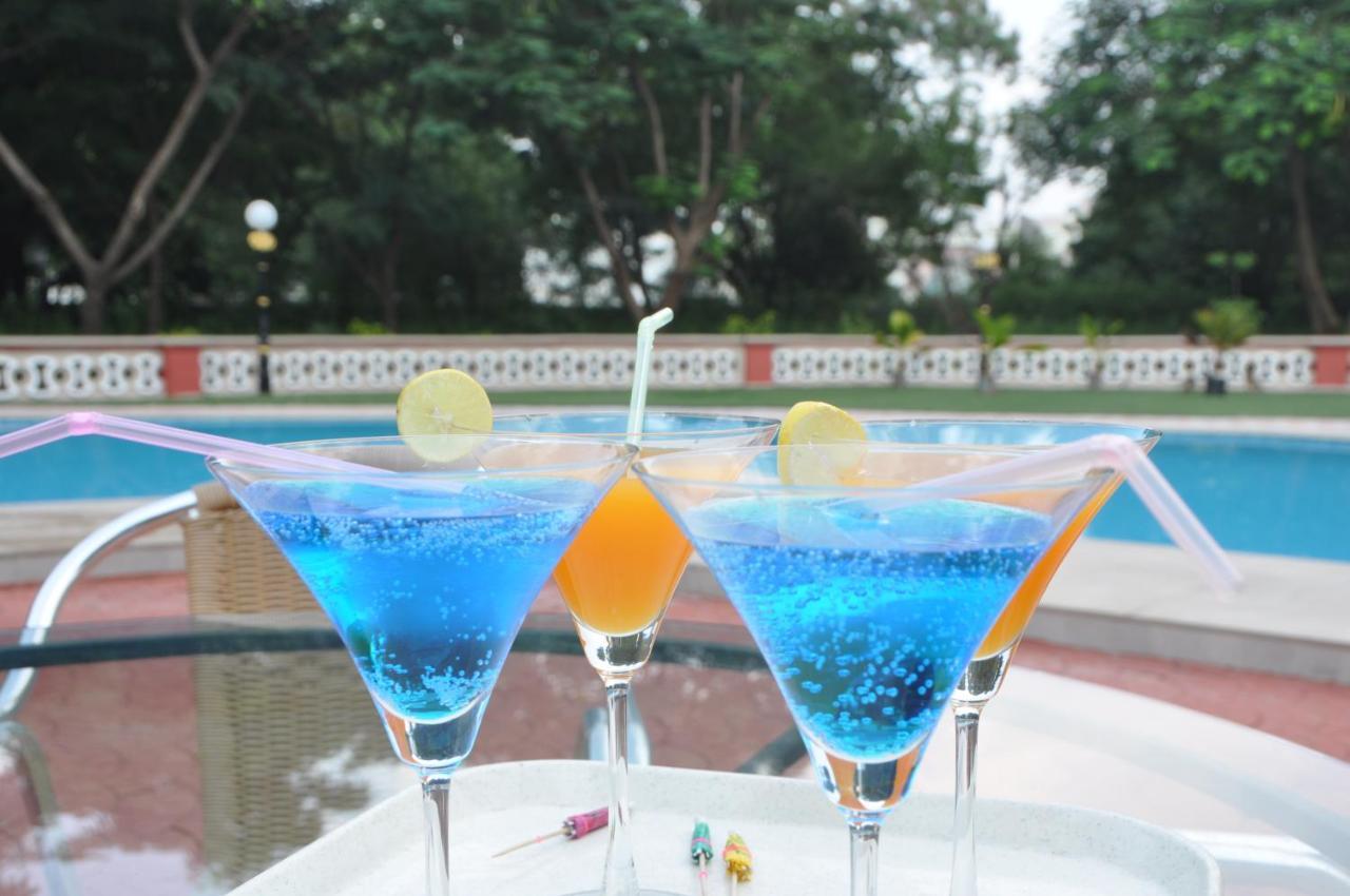 Orchard Palace Gondal Ngoại thất bức ảnh