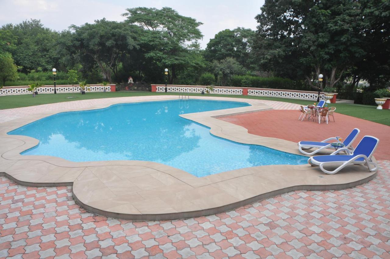 Orchard Palace Gondal Ngoại thất bức ảnh