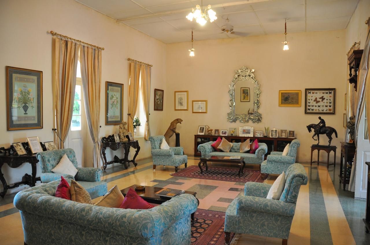 Orchard Palace Gondal Ngoại thất bức ảnh